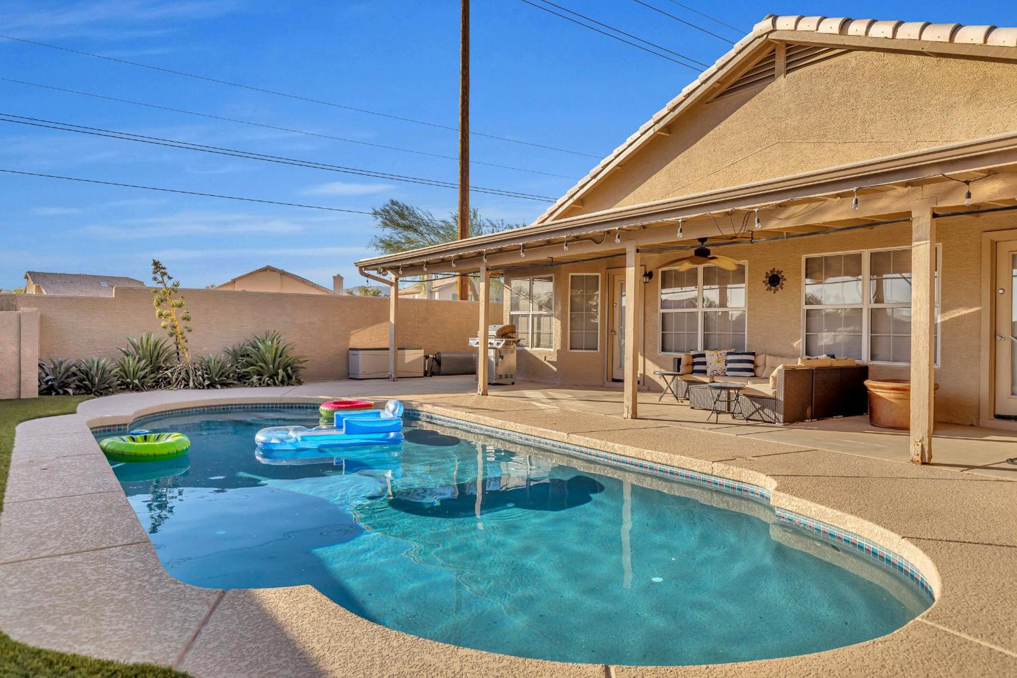 Luxe Phoenix Getaway ภายนอก รูปภาพ